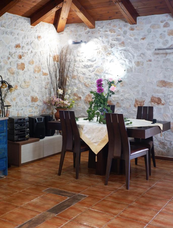 Villa Constantis Kalamaki  Bagian luar foto