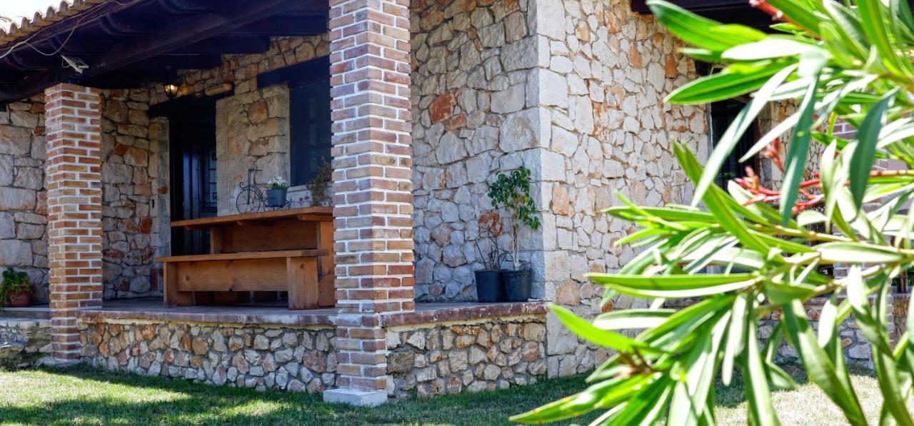 Villa Constantis Kalamaki  Bagian luar foto