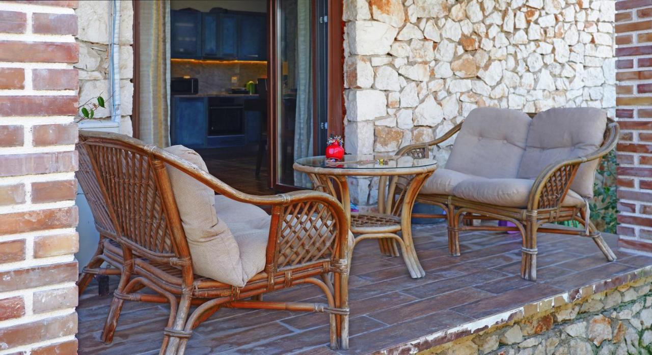 Villa Constantis Kalamaki  Bagian luar foto
